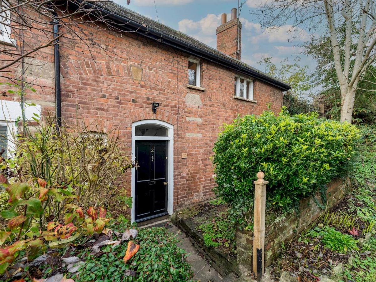 Pass The Keys Cosy 2 Bedroom Victorian Cottage Ludlow Bagian luar foto